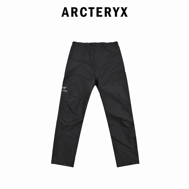 Arc'Teryx始祖鸟经典高街户外机能运动工装裤这款拉链长裤 采用高街时尚风格设计 简约而不失个性 特别的拉链设计 让这款长裤更具特色 而且 这款长裤的质地也